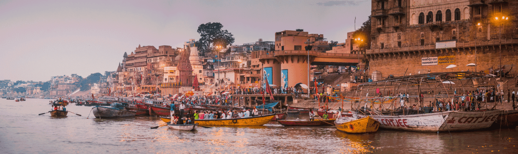 Varanasi--tibet-house-us-india-trip